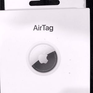 BRAND NEW IN BOX NEVER OPENED AIR TAG BY APPLE